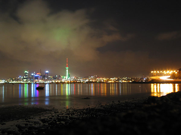 Вид на ночной город, Окленд, Новая Зеландия (Auckland, New Zealand)
