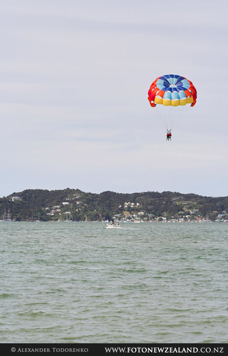 Parasailing, Paihia, Bay of Islands, Новая Зеландия (Paihia, Bay of Islands, New Zealand)