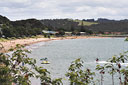 Paihia. Пляж с водными мотоциклами