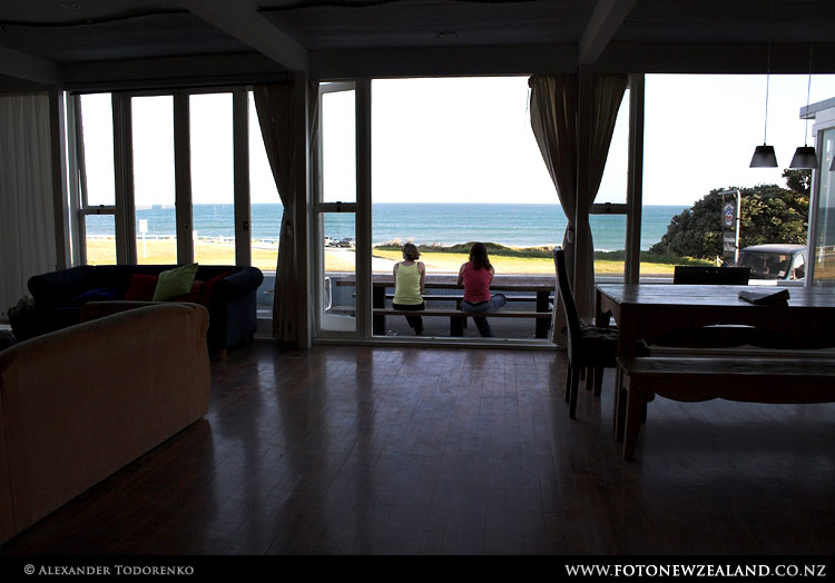 Chalet Surf Lodge Chalet Surf Lodge, Wainui Beach, Новая Зеландия (Wainui Beach, New Zealand)
