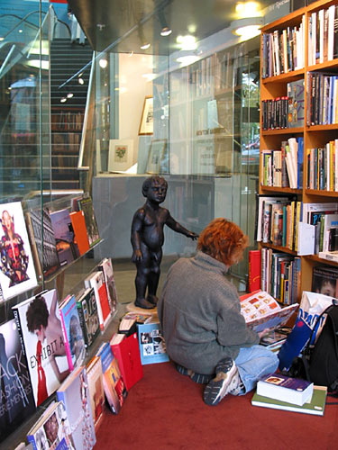 Ой, какая пушистая. Дай потрогаю..., Auckland, New Zealand