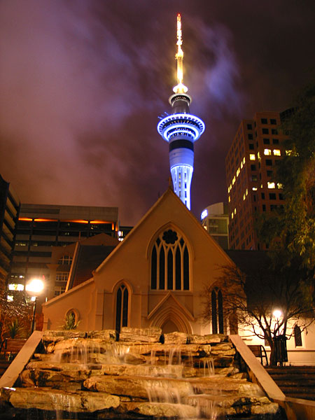 Ночной Окленд. Sky Tower, Auckland, New Zealand