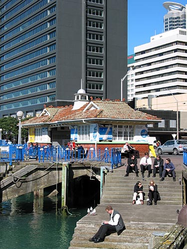 Геометрическая прогрессия, Quay Street, Auckland, New Zealand
