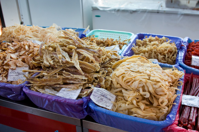 Сушеные морепродукты в ассортименте