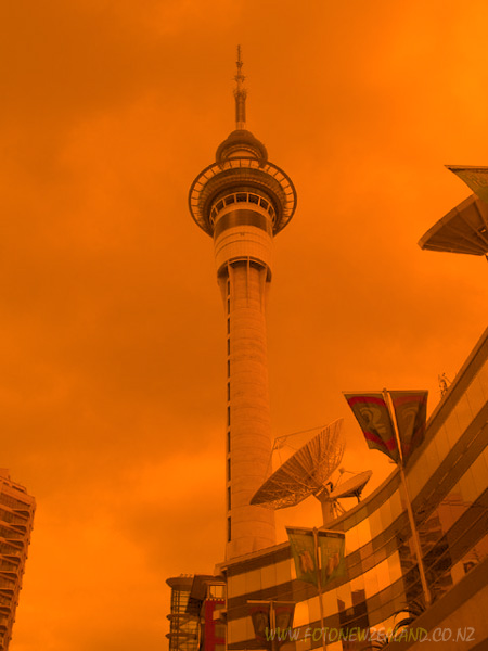Пыльная буря, Sky Tower, Окленд, Новая Зеландия