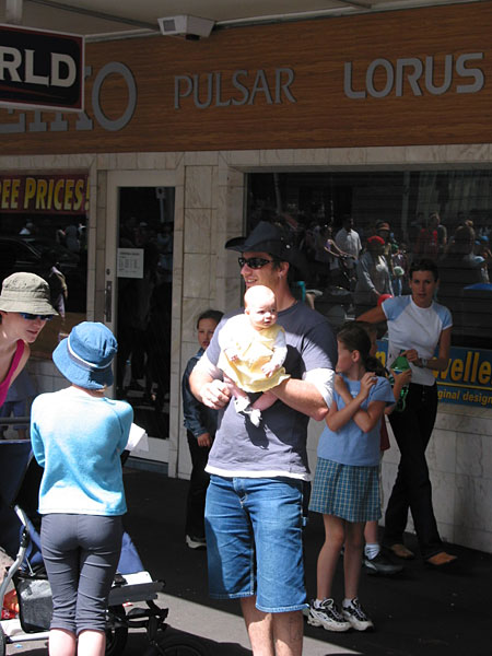 И стар, и млад, Окленд, Новая Зеландия (Auckland, New Zealand)